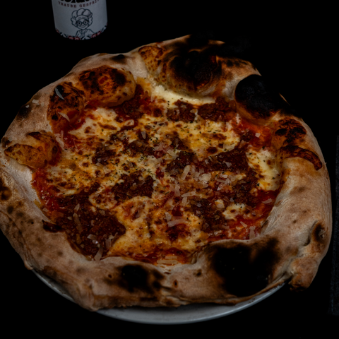 Pizza Bolognese - Nonnas Pizzeria