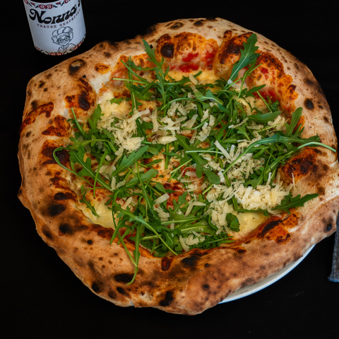 Pizza Rucola Parmigiano - Nonnas Pizzeria