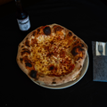 Pizza Margherita - Nonnas Pizzeria