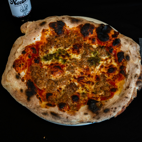 Pizza Tonno Pesto - Nonnas Pizzeria