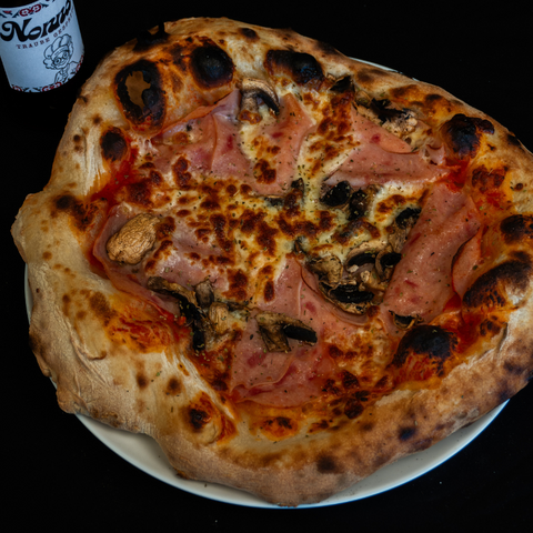 Pizza Cardinale - Nonnas Pizzeria