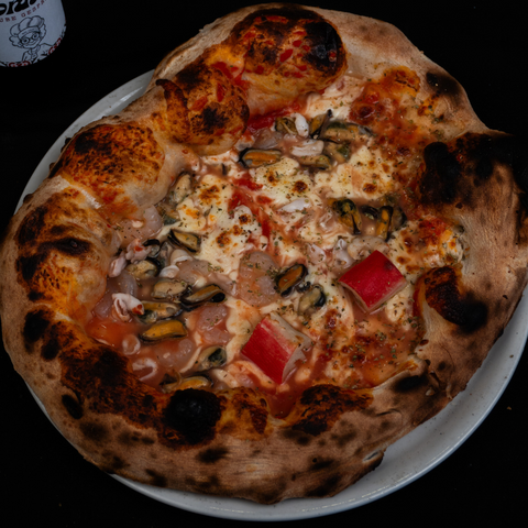 Pizza Frutti Di Mare - Nonnas Pizzeria