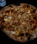 Pizza Quattro Formaggi - Nonnas Pizzeria