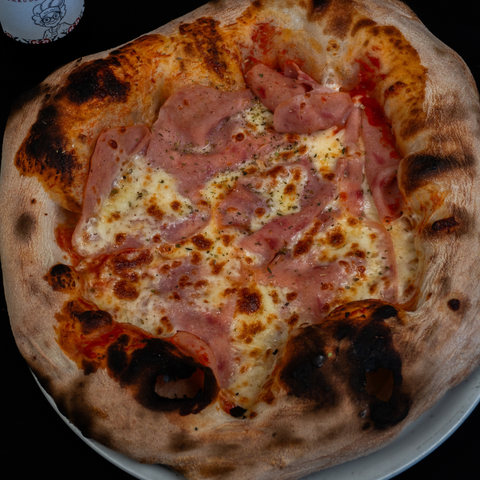 Pizza Schinken - Nonnas Pizzeria