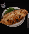 Calzone Vegetaria - Nonnas Pizzeria