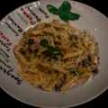 Pasta Crema Di Funghi - Nonnas Pizzeria